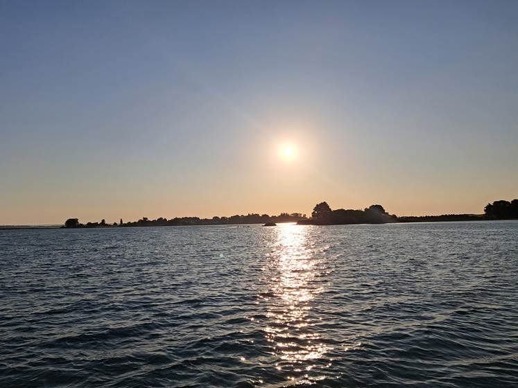 merzen croisière privative sur le golfe du morbihan lever de soleil5