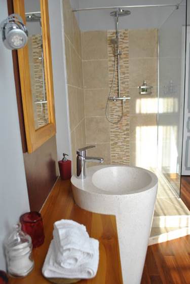 DOUCHE  VASQUE DSC_5572