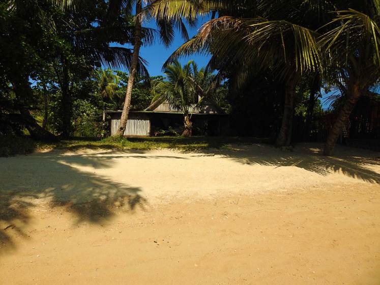 villa oeonellia- vue de la villa de la plage-les villas de Sainte Marie-Madagascar