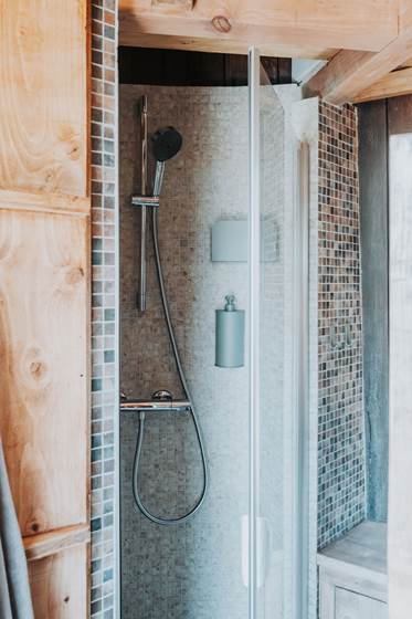 Salle de bain intégrée