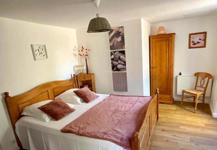 Chambre figue 1 ombre bleue du figuier gîtes et chambres d’hôtes avec piscine Ardèche