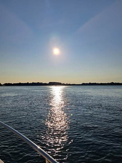 Merzen croisière privative golfe du morbihan croièrere golfe au crépuscule coucher de soleil sur le Golfe du Morbihan3