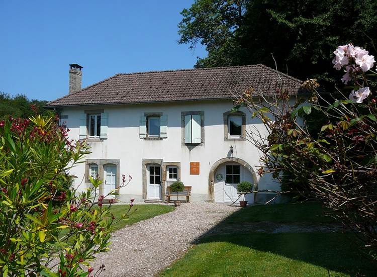 Maison independante avec jardin privatif