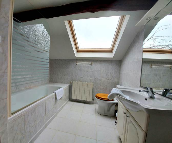 Salle de bain de la suite