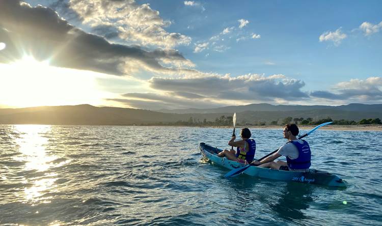 Abbartello canoe de mer kayak Corse pause gourmande coucher de soleil