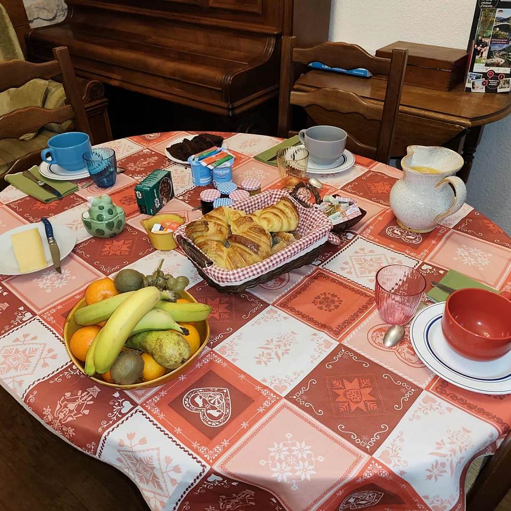 ef1568e4-551a-4e43-bd00-2fb063daa16f-gallery