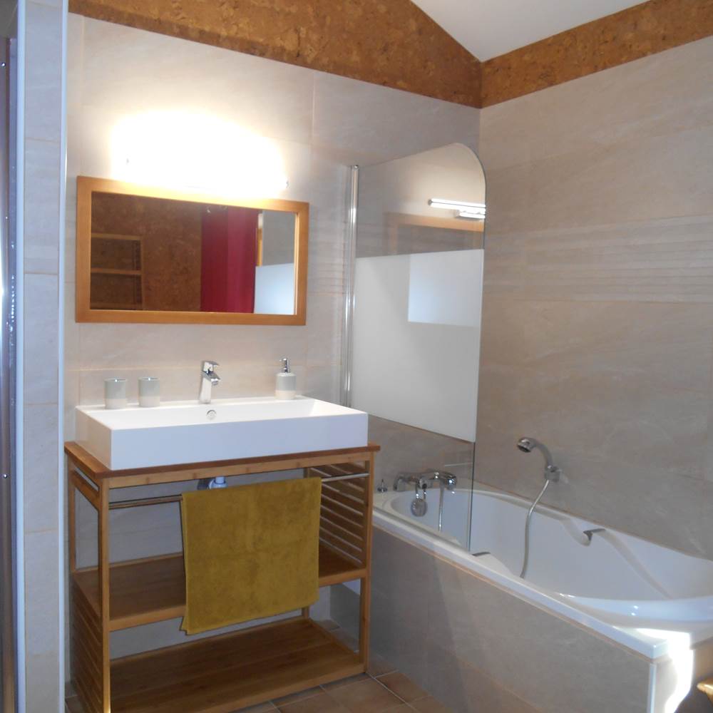 Sdb de la chambre d hotes du Parpalhon-presta