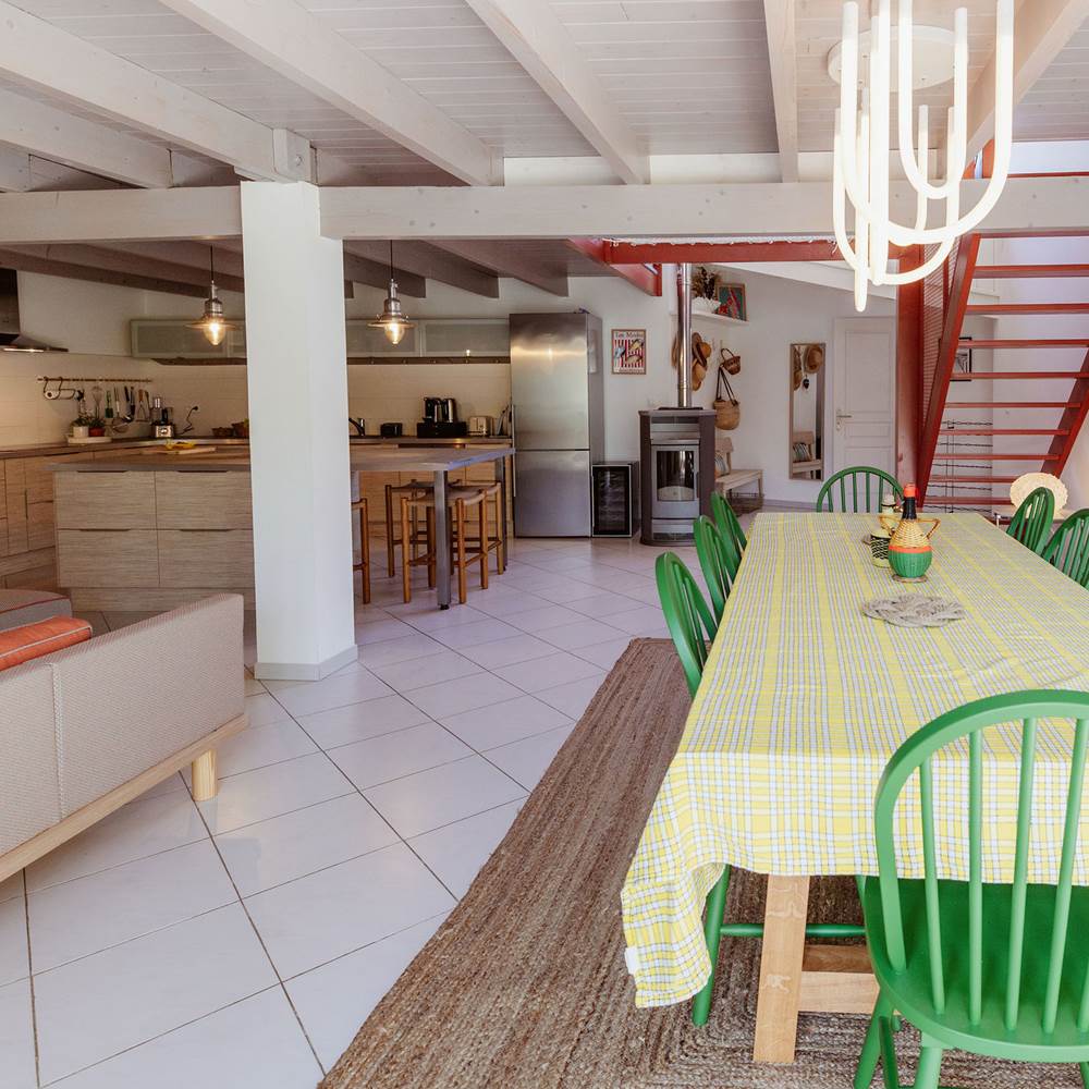 Le Chai Roudoudou, salle à manger, cuisine, salon, poêle à granulé-gallery