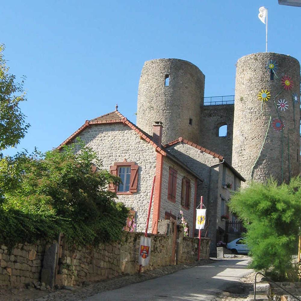 La Marche des Bois les Tours de Crocq Bourg-presta