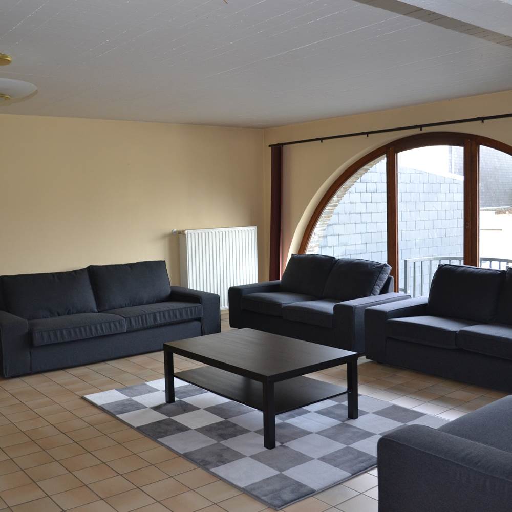 2.0.2. Premier étage - le salon TV-presta