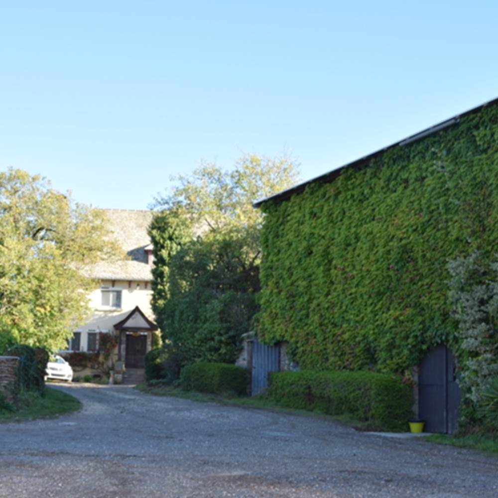 COUR DE LA FERME-gallery
