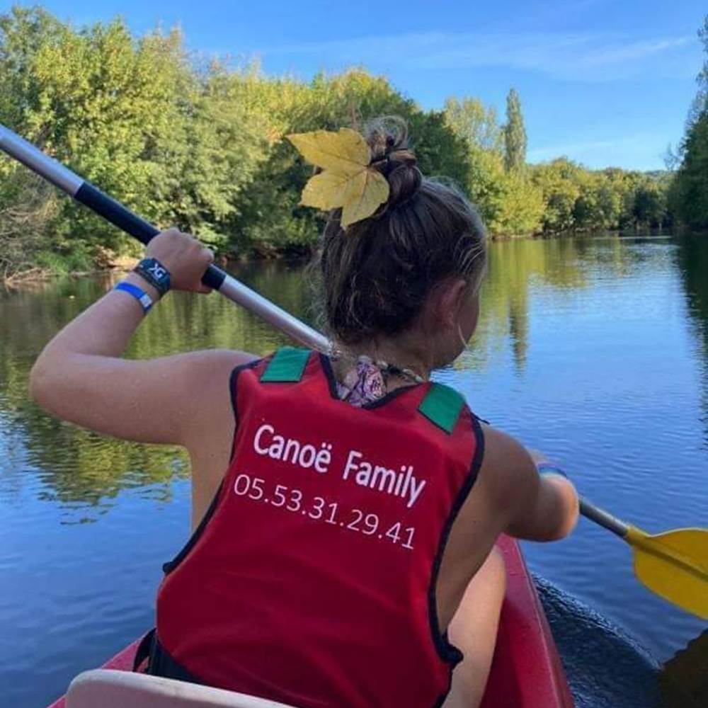 #lascauxcanoe #vezereperigord #canoesaintleonsurvezere #evg #canoedordogne #detente #saintleonsurvezere #canoefamily #canoedordogne-presta