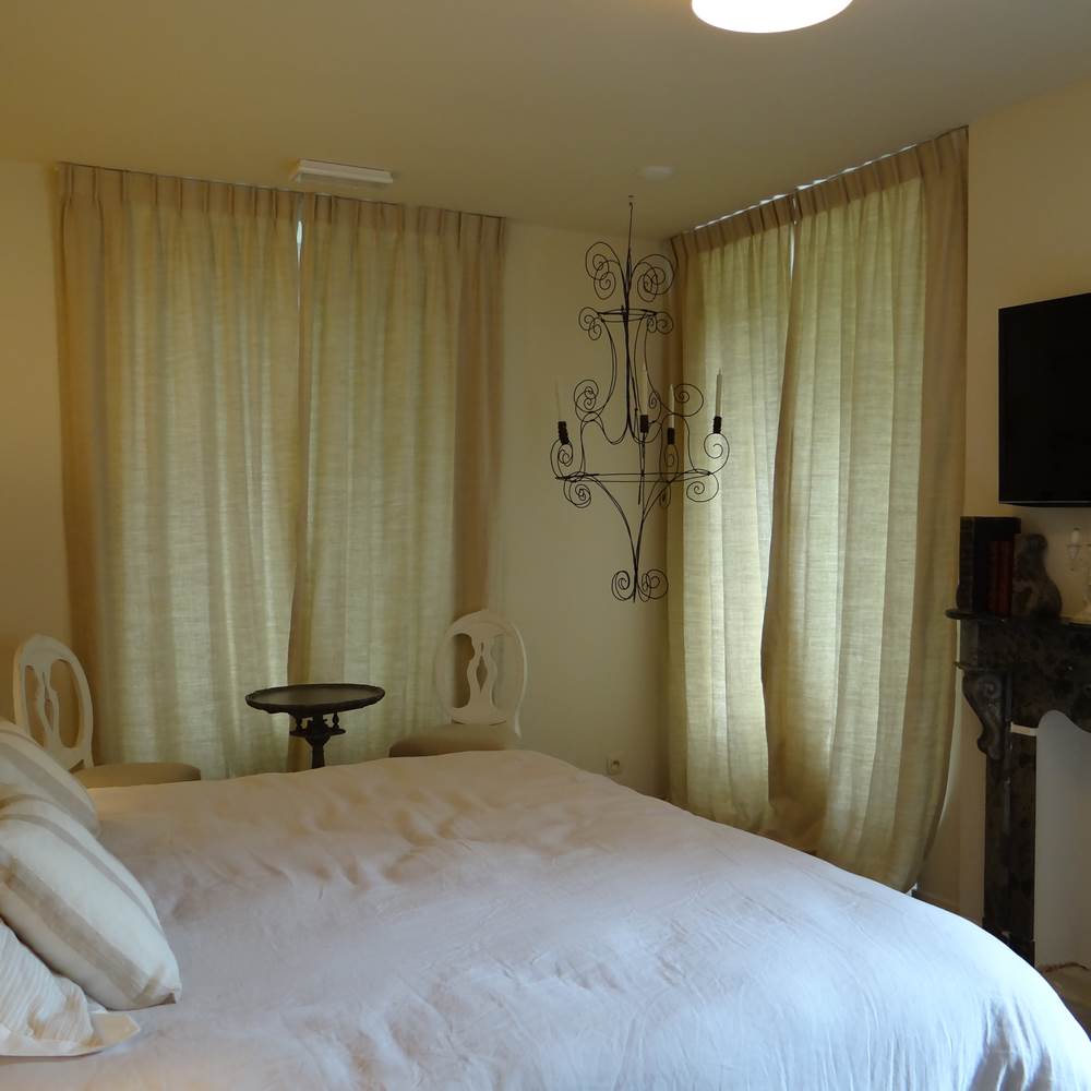 Les-Tilleuls-Bed-Breakfast-a-Vielsalm-Chambre-Bryn-Mawr-14