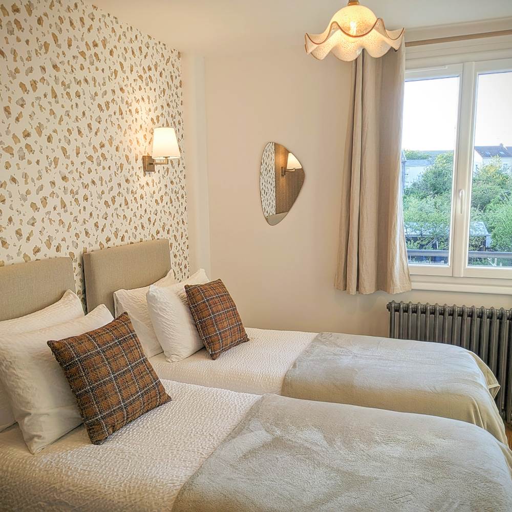 Chambre 2 lits simples Epernay-gallery
