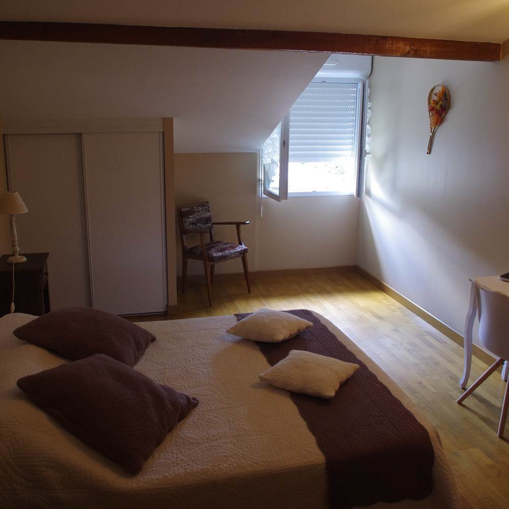 Chambre edelweiss, très agréable et reposante-presta