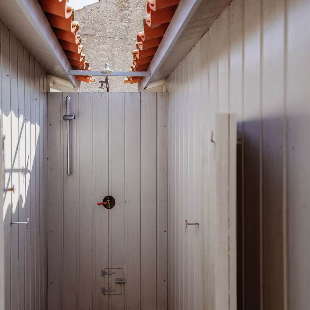 Le Chai Roudoudou extérieur, douche extérieure-gallery
