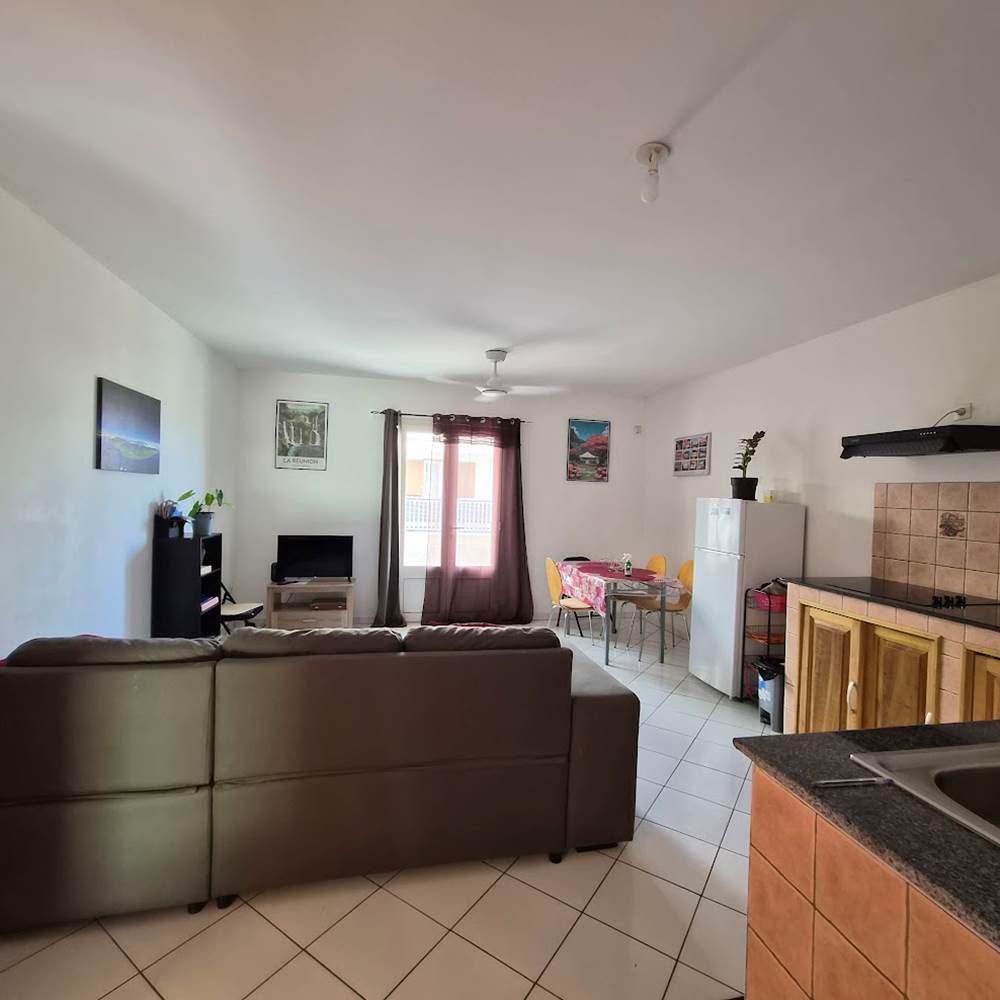 T2 Escale Sudiste , séjour, salon, ventilateur plafond