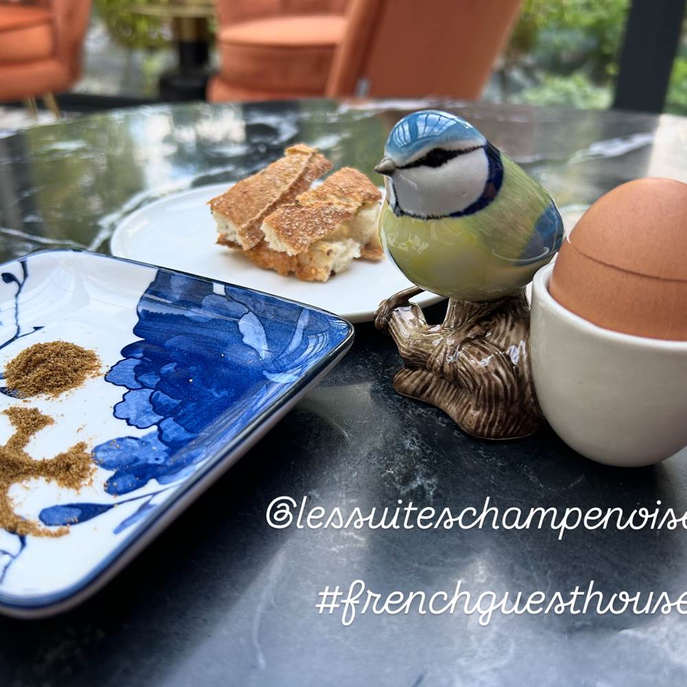 Petit déjeuner continental chez Les Suites Champenoises-gallery