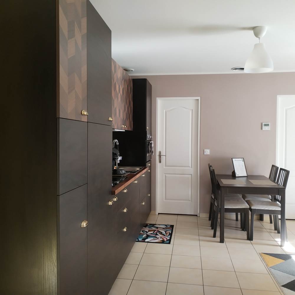 HEDONISTE 2 cuisine toute équipée avec coin repas 4/6 personnes-presta