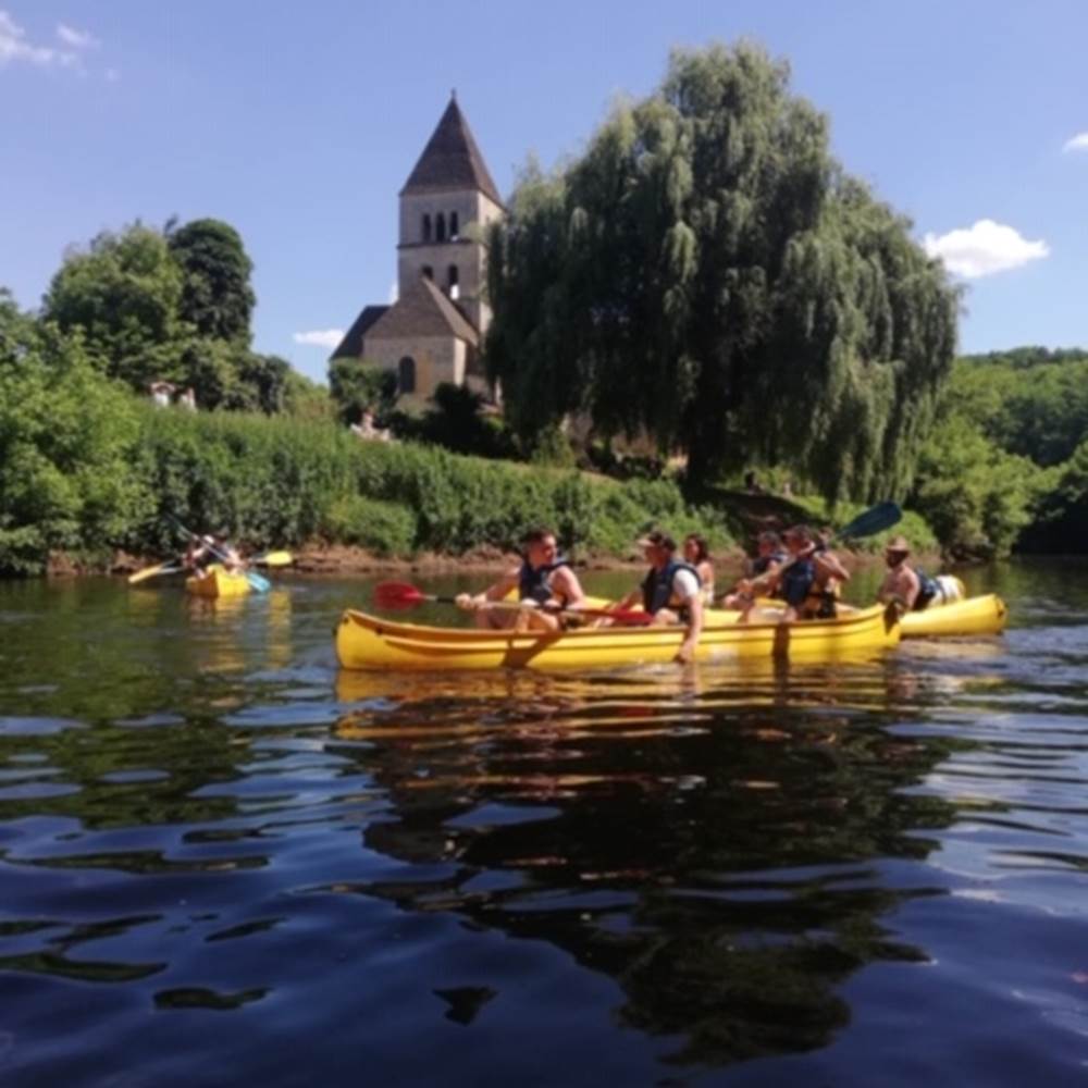 #lascauxcanoe #vezereperigord #canoesaintleonsurvezere #evg #canoedordogne #detente #saintleonsurvezere-presta