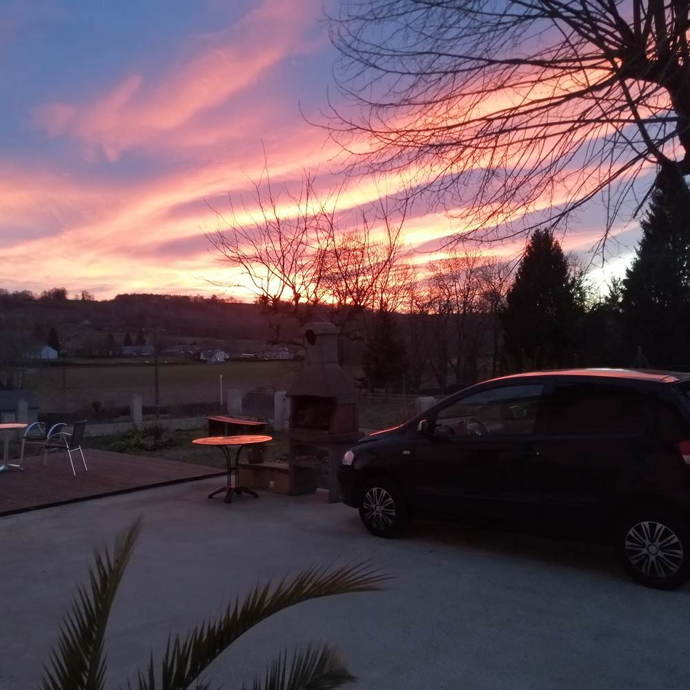 Parking sur la terrasse-gallery