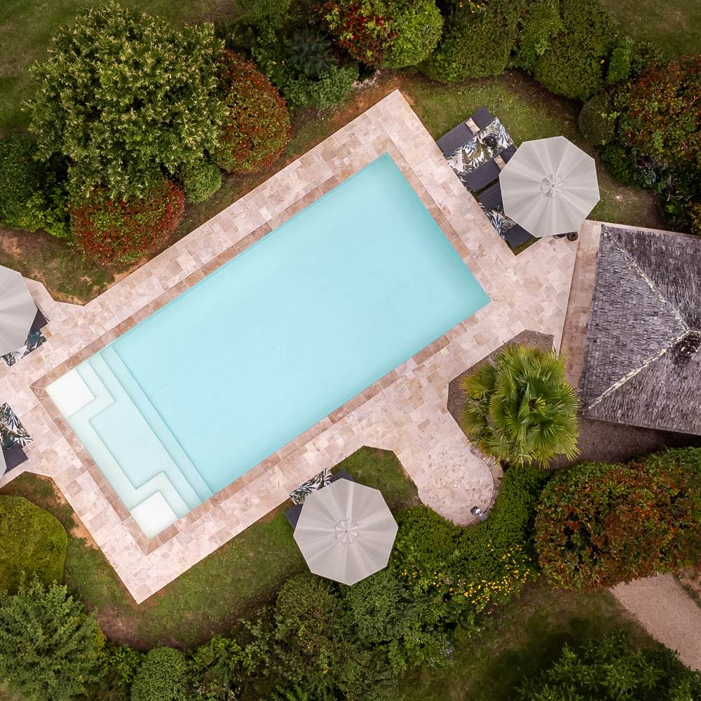 Piscine principale du Clos Vallis-gallery