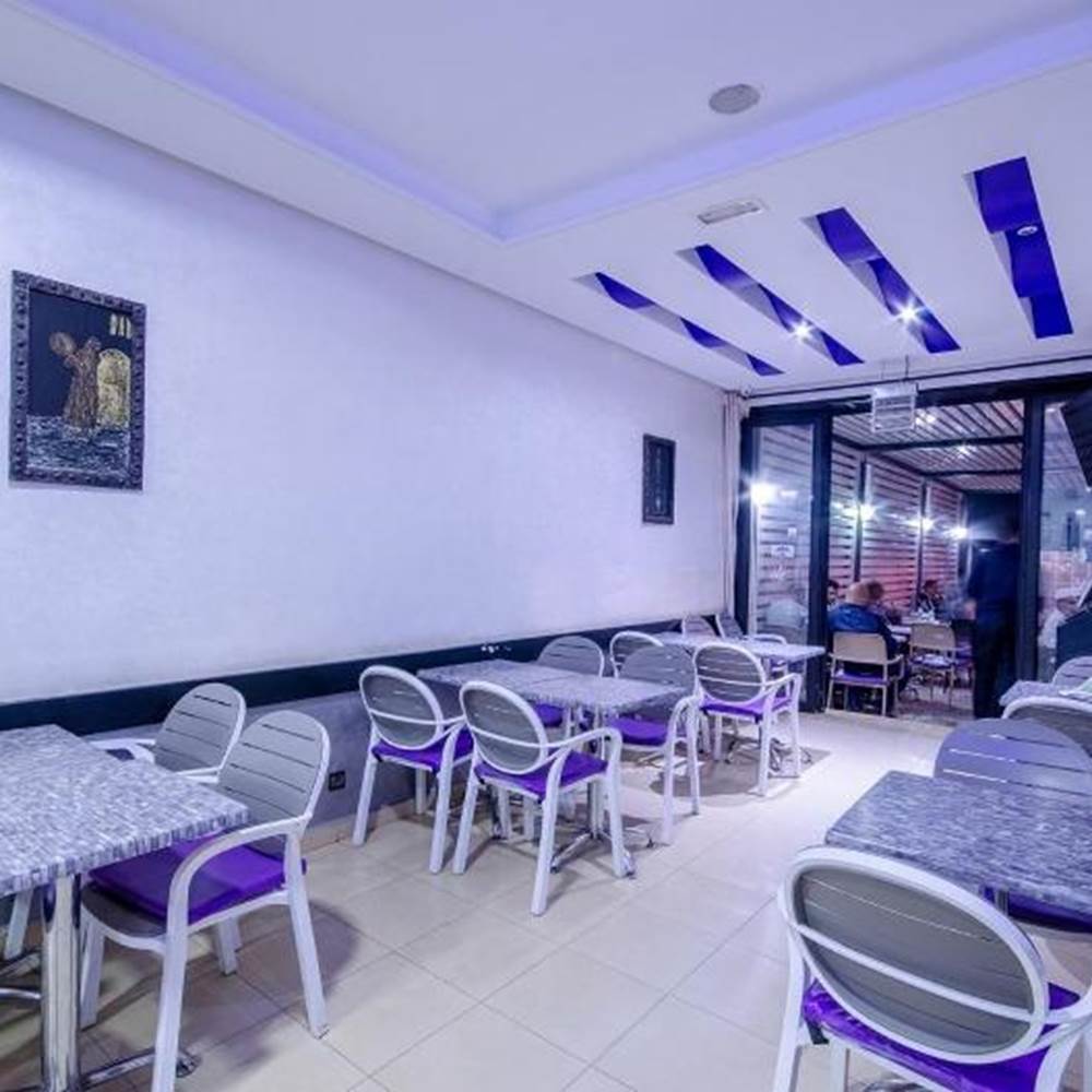 843166a_hb_r_003-presta