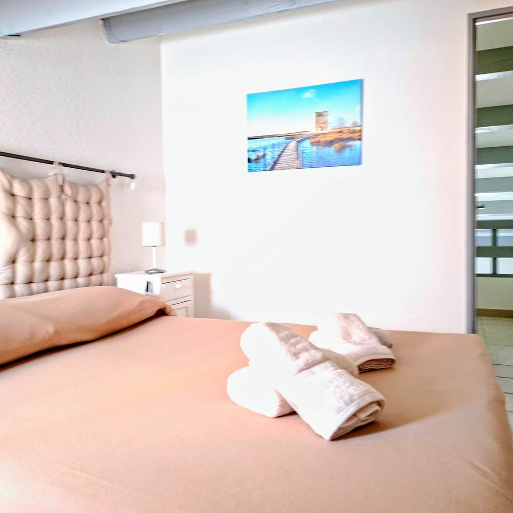 c6acd689-6618-4dab-81ba-615ae33f2959~1-gallery