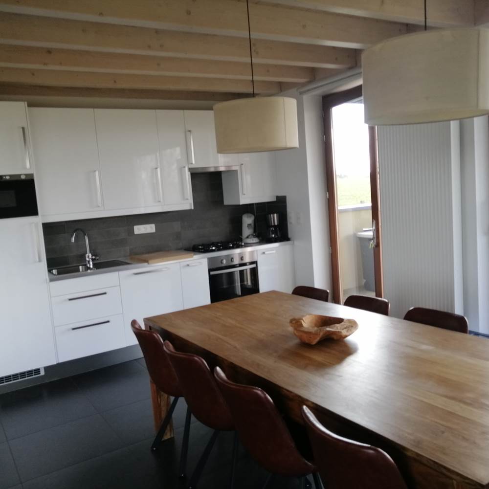 salle à manger donnant sur terrasse-presta