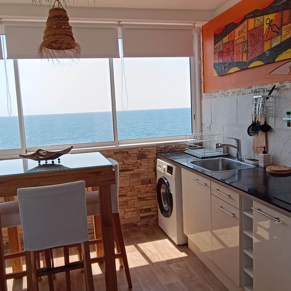 Cuisine avec vue mer