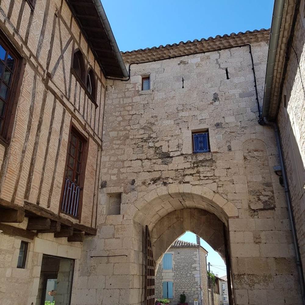 porte-medievale-montpezat-de-quercy-patrimoine-tarn-et-garonne.jpg-gallery