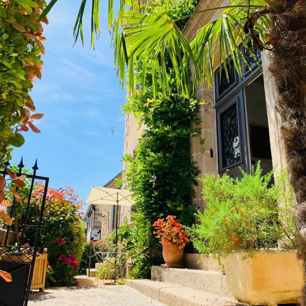 AU-FIL-DU-TEMPS-proche-puy-du-fou-presta