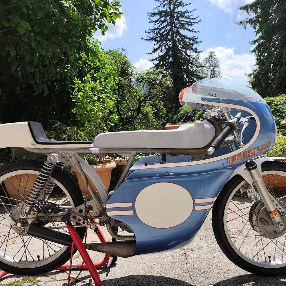 54f0e471-fc74-4ba6-bd39-f890c9590bd8-gallery