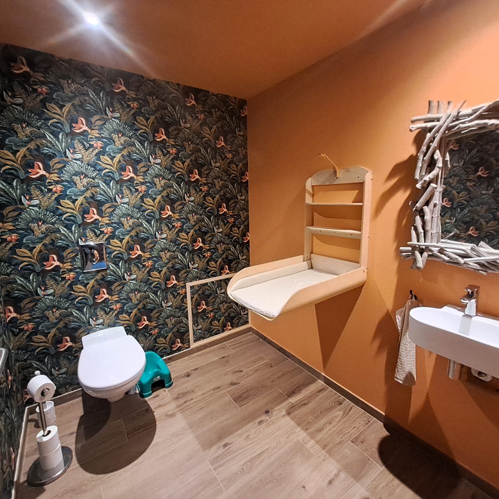 Gîte Val Souvigne_Toilette RDC_PMR_1-presta