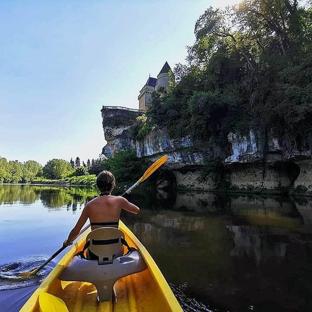 #saintleonsurvezere #châteauenfête #lascauxcanoë #canoëetprehistoire #aventureencanoë #coupdecoeur #plusbeauparcours-presta