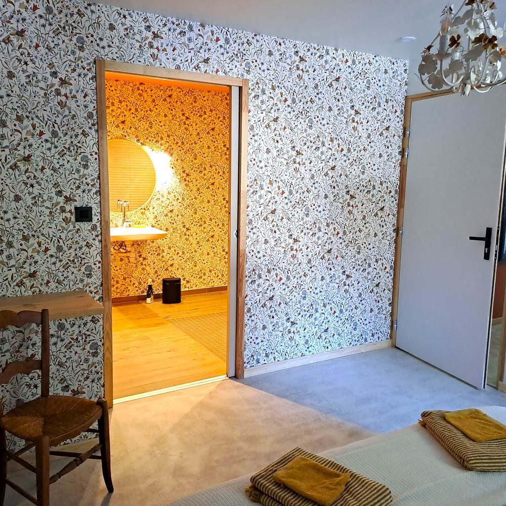 Gîte Val Souvigne_Chambre Floralie_PMR_3-presta