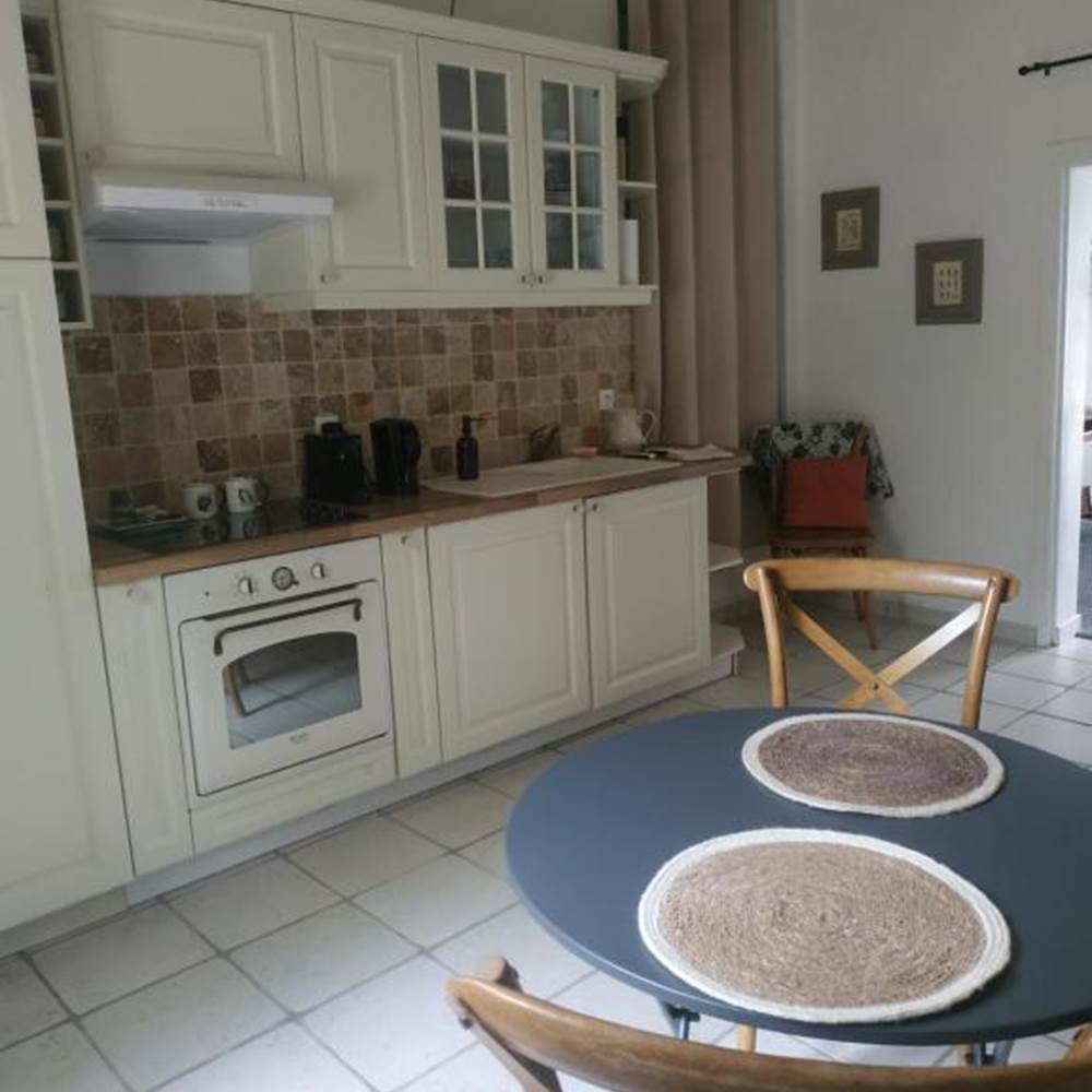 cuisine-gite-la-vie-en-couleurs-puget-sur-argens.jpg