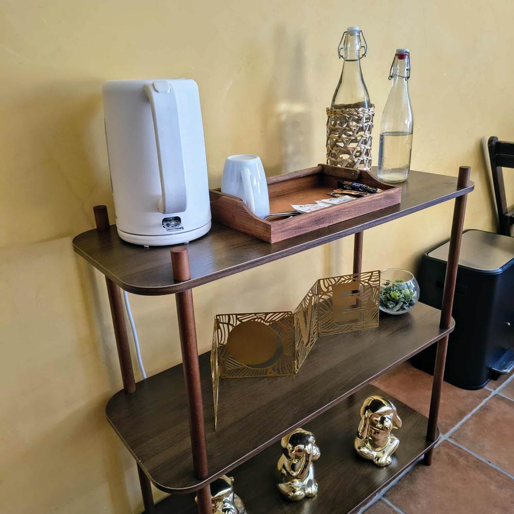 bouilloire-plateau-courtoisie-chambre-solaire-saisonnee-centres-aveyron-presta