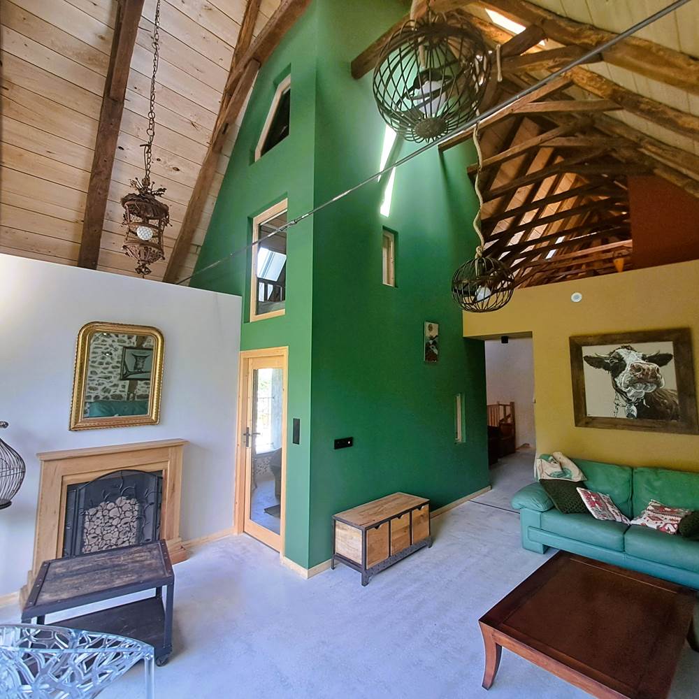 Gîte Val Souvigne_Salon Cathédrale_1-presta