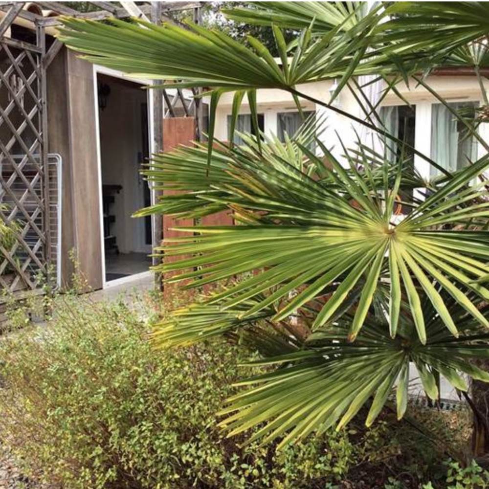 Bignone entrée  terrasse privée