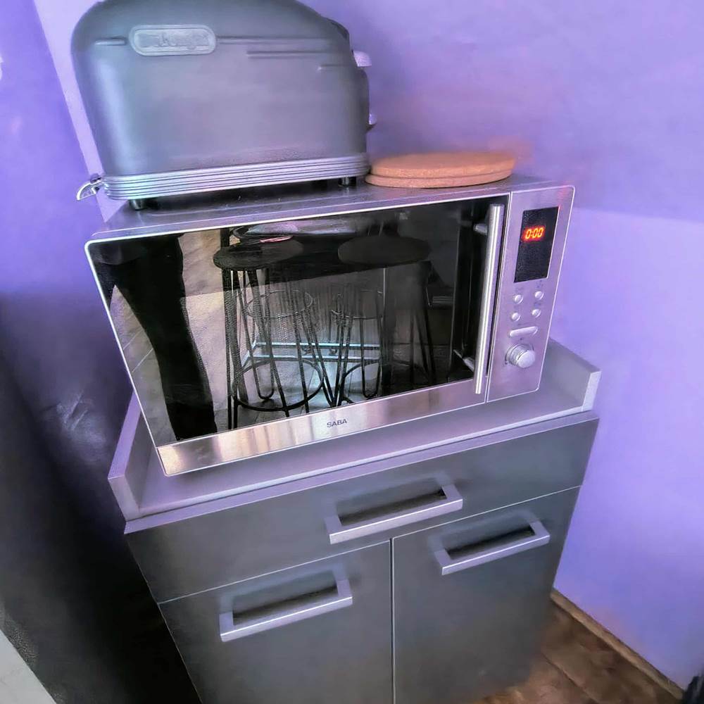 gite-panoramique-micro-ondes-cuisine-equipee-centres-aveyron.jpg-presta