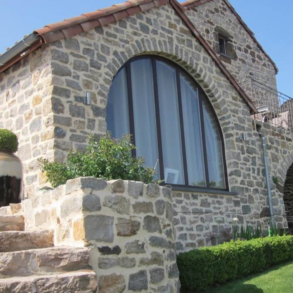 Gites Antarès exterieur-presta