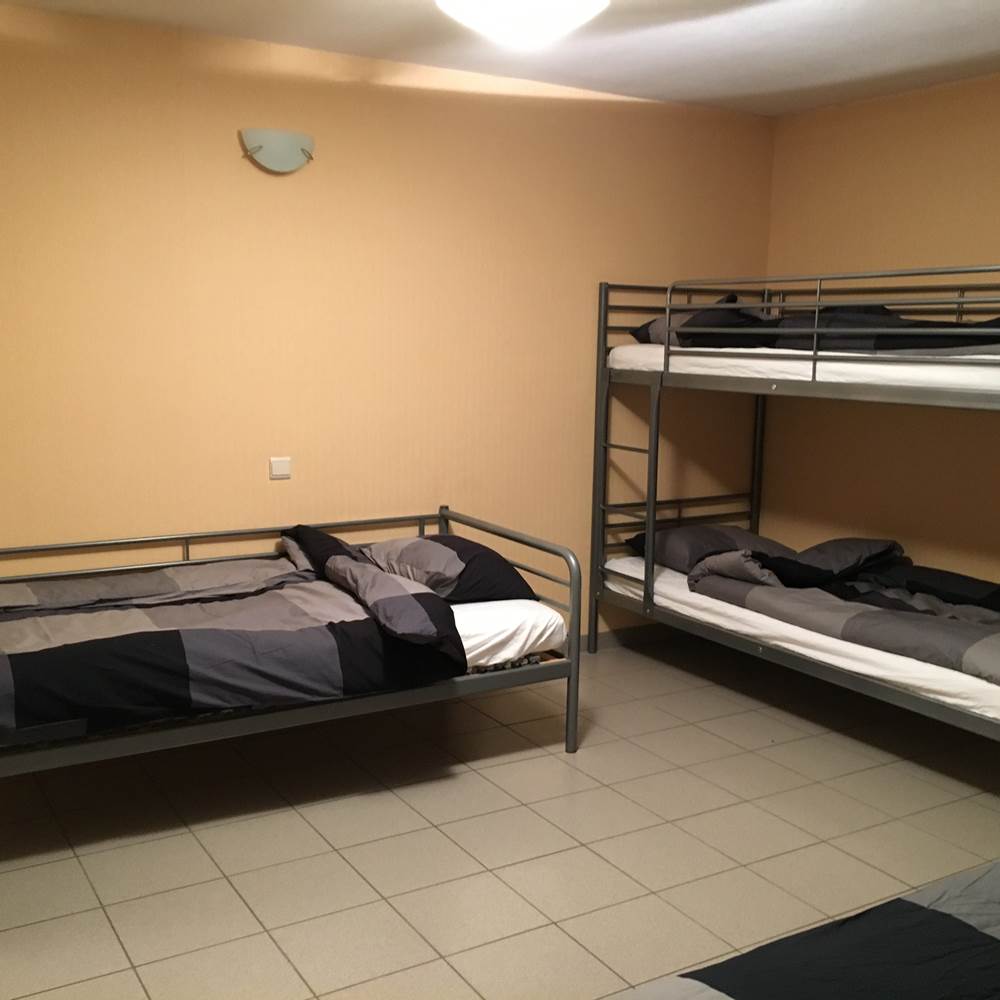 3.2.2. Deuxième étage- deuxième chambre - 3 lits simples-presta