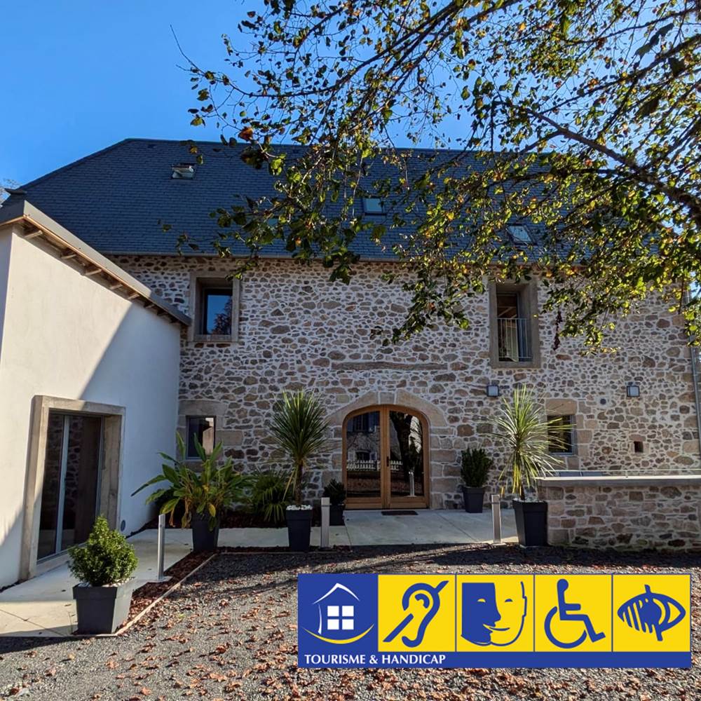 Gîte Val Souvigne_Tourisme & Handicap_Extérieur-presta
