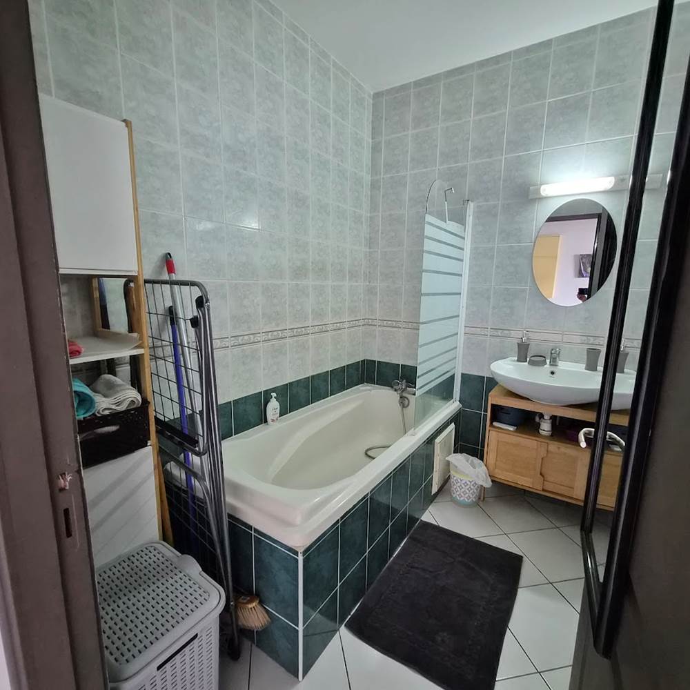 T2 Escale Sudiste , salle de bain