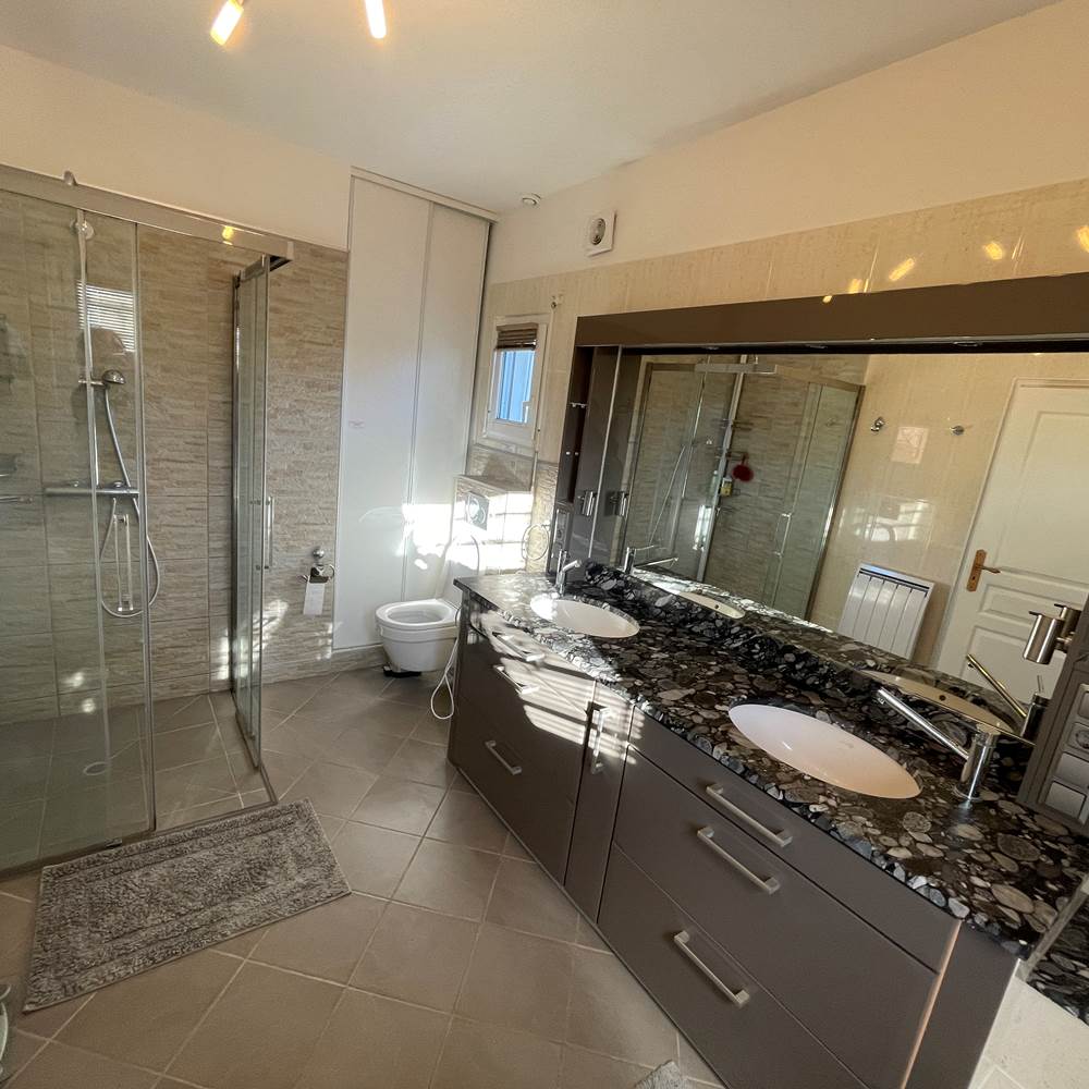 salle-de-bain-moderne-confort-baden-golfe-du-morbihan-bretagne-vacances-gallery