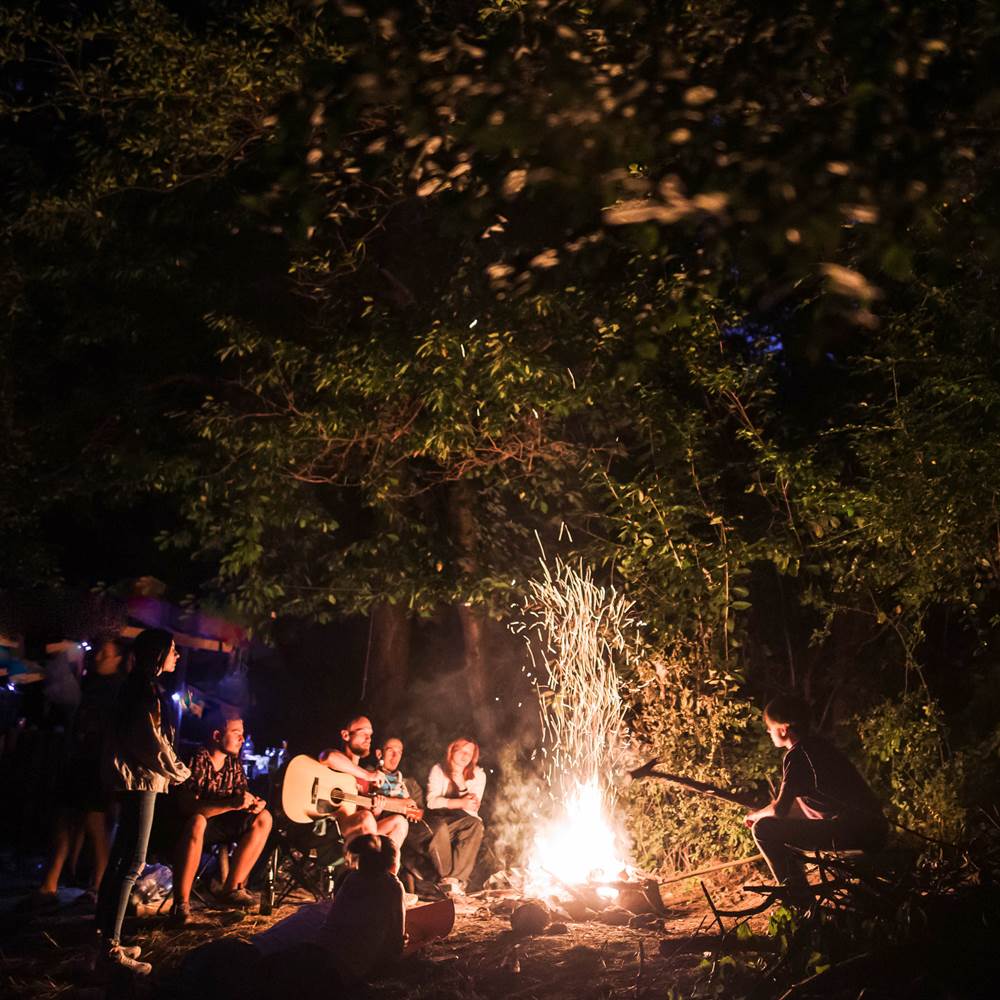Autour du feu 2