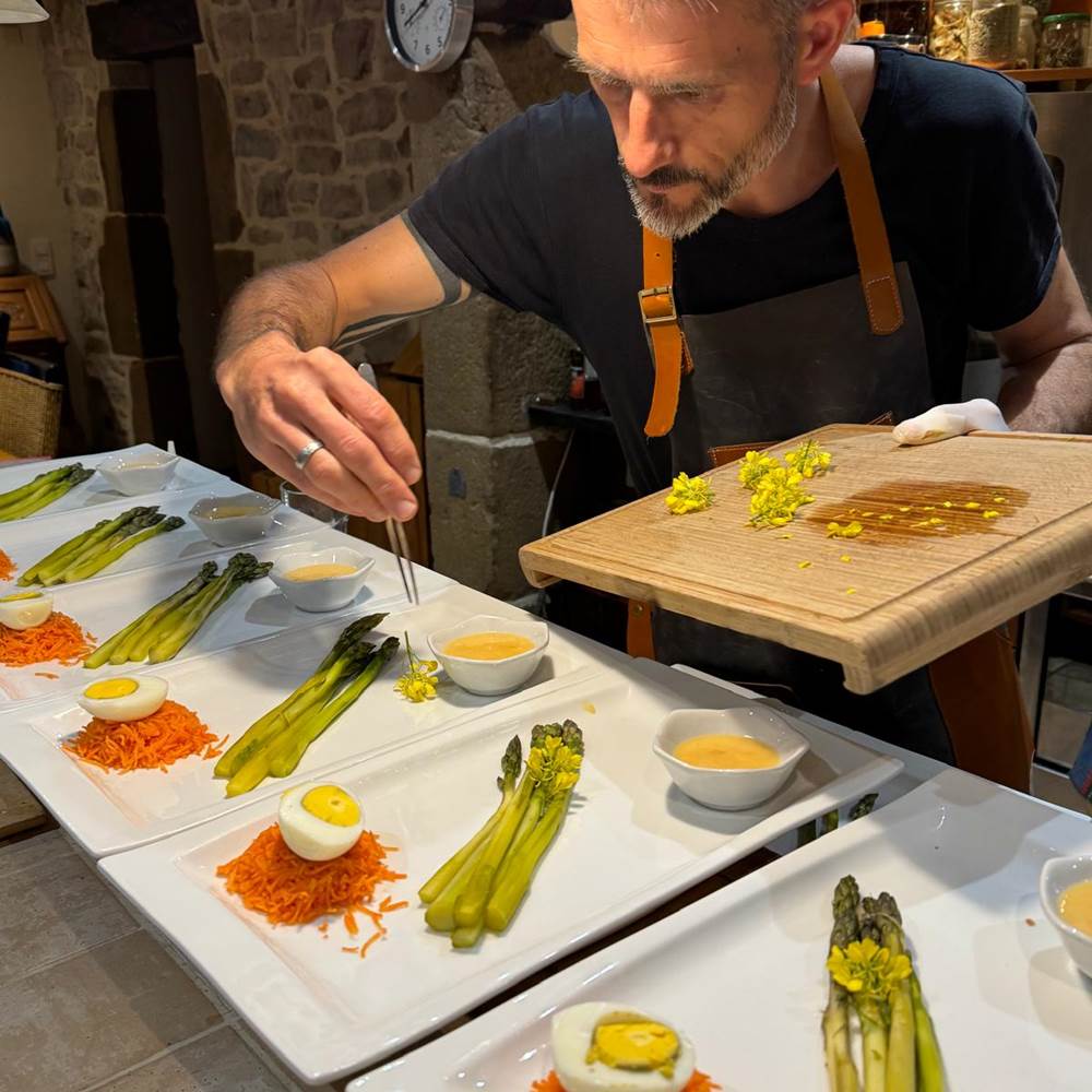Asperges sauce à l'orange carottes rapées bis-gallery