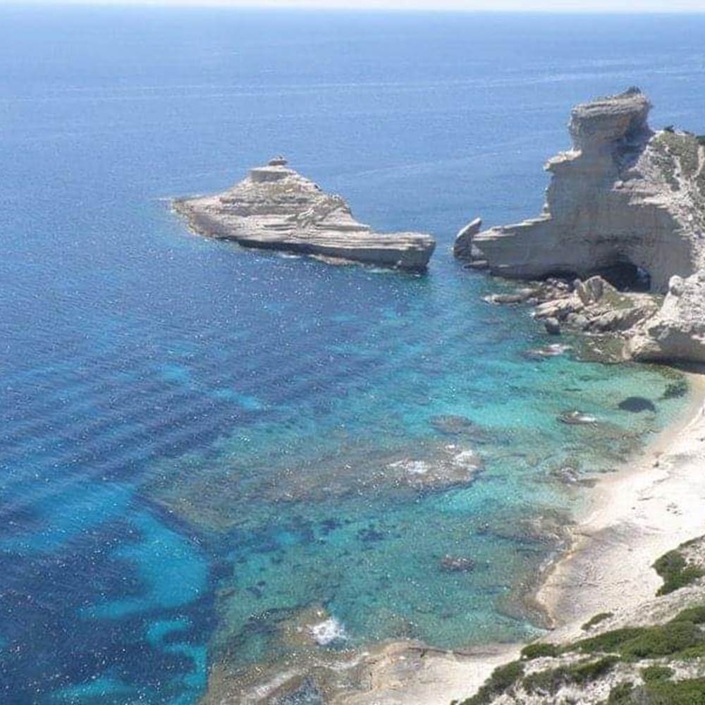 Vers Pertusato, l'île St-Antoine-gallery