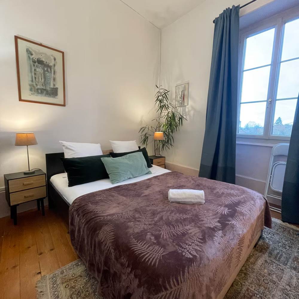1er étage, chambre 1, lit double